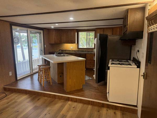 8577 HOWER RD, Minocqua, WI 54548