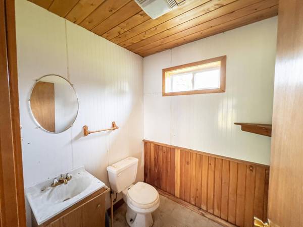 11022 HWY 122, Upson, WI 54565