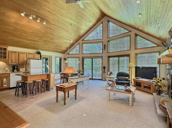1467 BUCKY LN #2, St Germain, WI 54558