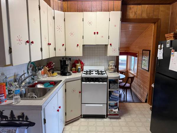 7066 OSBORNE LN #Unit 4, Land O Lakes, WI 54540