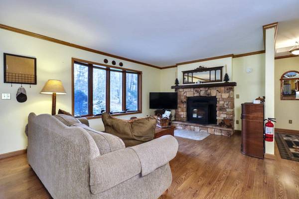 1517 WHITE HORSE LN, St Germain, WI 54558