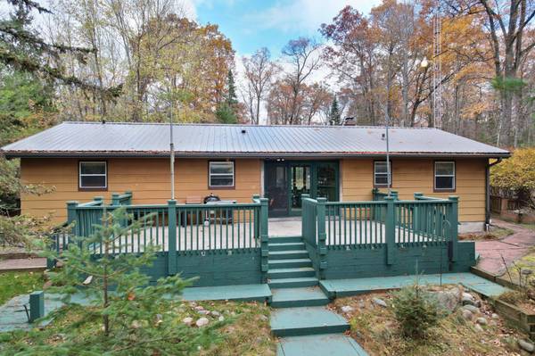 1517 WHITE HORSE LN, St Germain, WI 54558