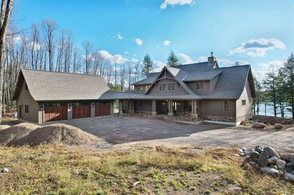 18751 BIG LAKE RD, Watersmeet, MI 49969
