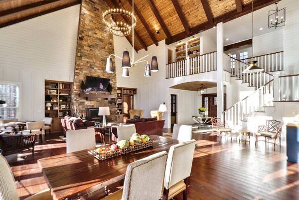 18751 BIG LAKE RD, Watersmeet, MI 49969