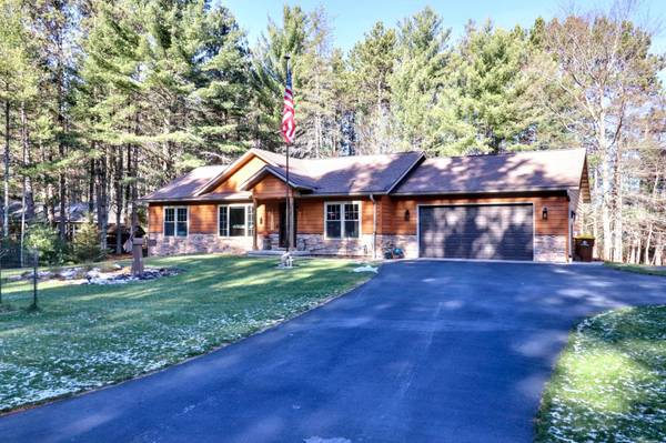 9252 HUBER DR, Minocqua, WI 54548