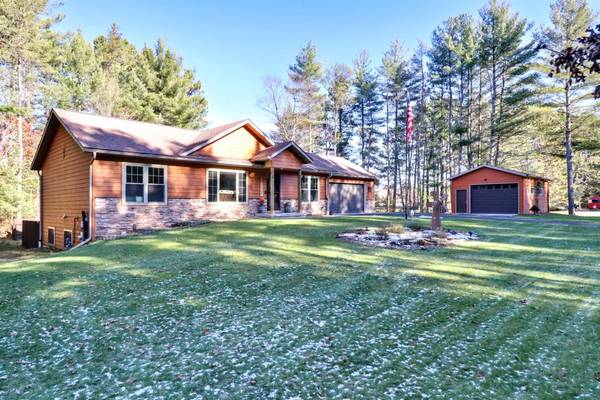 9252 HUBER DR, Minocqua, WI 54548