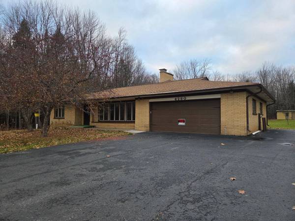 4280 HWY 2, Iron River, MI 49935