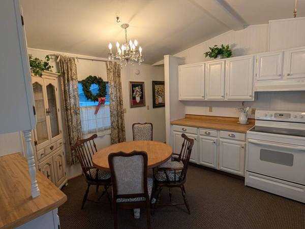 4252 SPRUCE LN, Eagle River, WI 54521