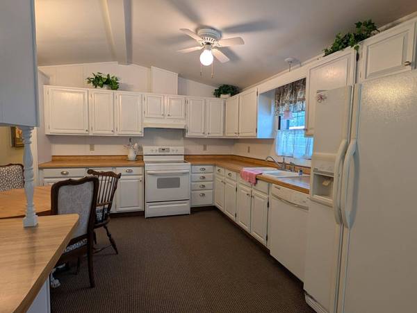 4252 SPRUCE LN, Eagle River, WI 54521