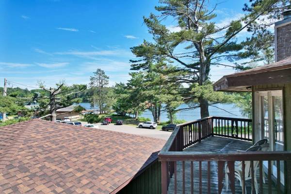 813 SILVER LAKE RD E, Eagle River, WI 54521