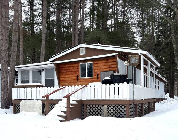 8577 HOWER RD, Minocqua, WI 54548