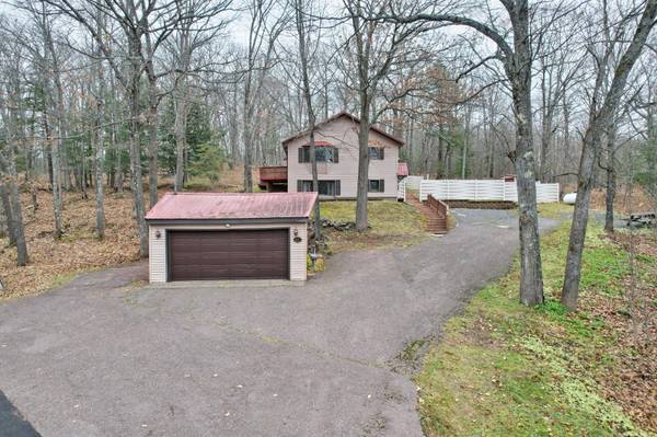 217 INDIANHEAD RD, Wakefield, MI 49968