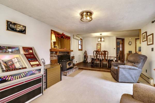 217 INDIANHEAD RD, Wakefield, MI 49968