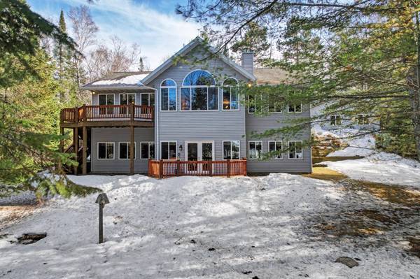 1574 WHITE HORSE LN, St Germain, WI 54558