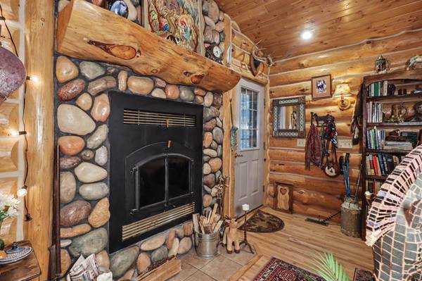 5178 HIDEAWAY DR, Eagle River, WI 54521