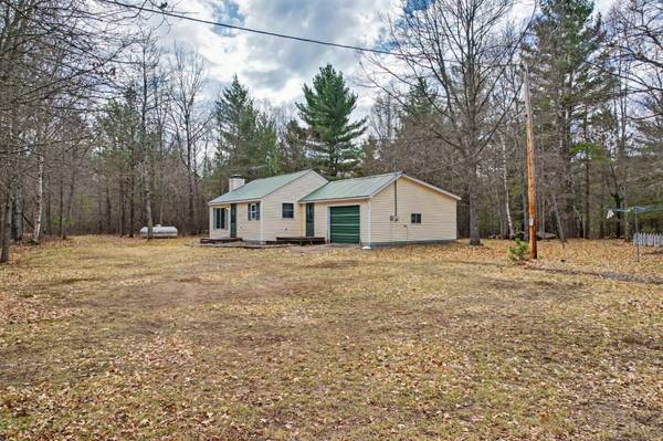 5740 HUNTER LAKE RD N, Conover, WI 54519