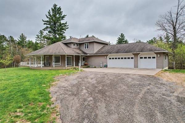 1290 BIG BEAR LN, Eagle River, WI 54521