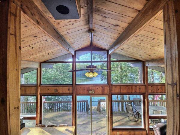 6079 BEATONS LAKE RD E, Watersmeet, MI 49969