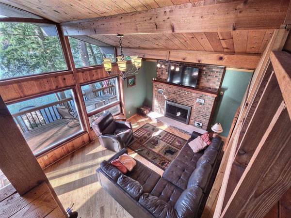 6079 BEATONS LAKE RD E, Watersmeet, MI 49969