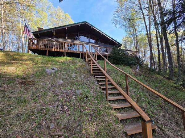 6079 BEATONS LAKE RD E, Watersmeet, MI 49969