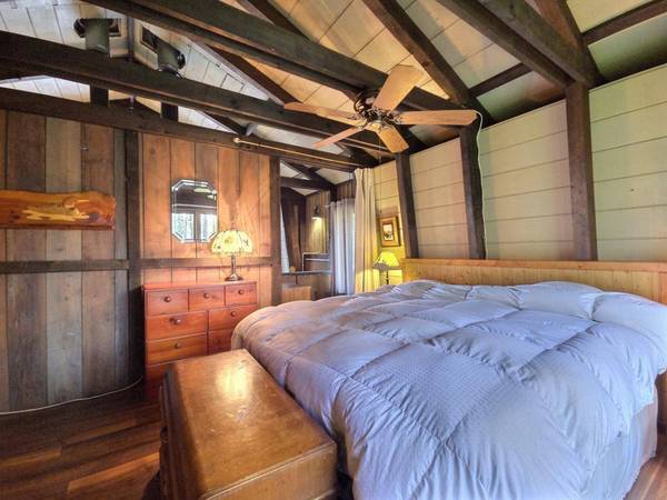 6075 BEATONS LAKE RD E, Watersmeet, MI 49969