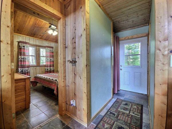 6079 A BEATONS LAKE RD E, Watersmeet, MI 49969