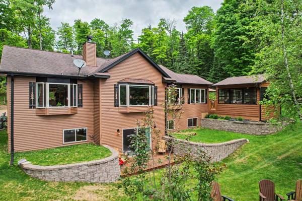 N2713 DINNER LAKE RD, Watersmeet, MI 49969