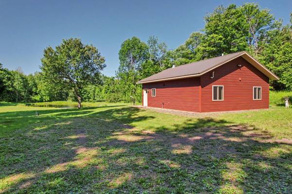 4820 CENTER DR, Hurley, WI 54534