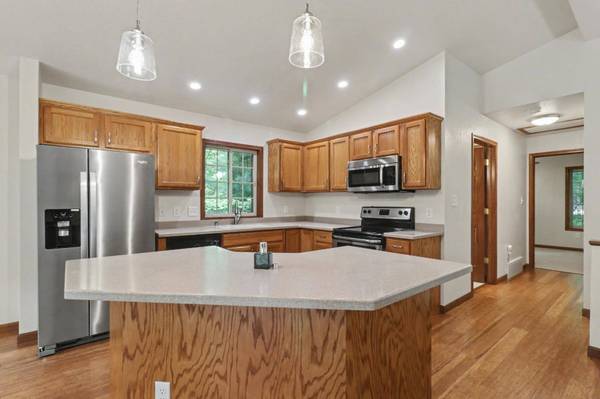 7829 HIGHLAND DR, Minocqua, WI 54548