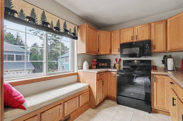 741 RIVER EDGE #D, Eagle River, WI 54521