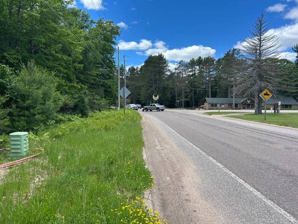 6389 CTH J, St Germain, WI 54558