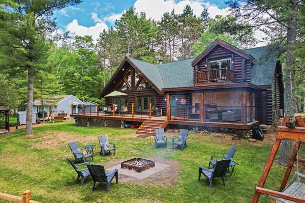 1255 GANDER DR, Eagle River, WI 54521