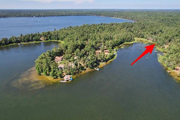 8331 AWASSA LN, St Germain, WI 54558
