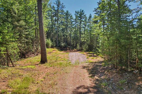 8331 AWASSA LN, St Germain, WI 54558