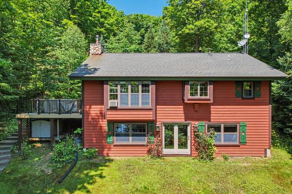 2970 KENTUCK LN, Eagle River, WI 54521