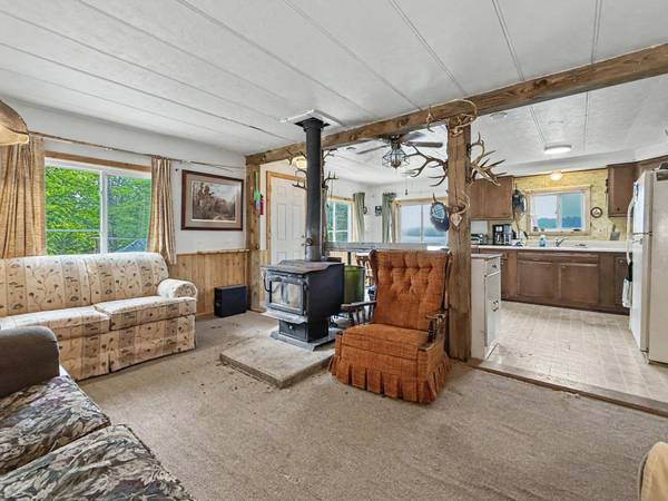 7867 ARMOUR RD E, Presque Isle, WI 54557