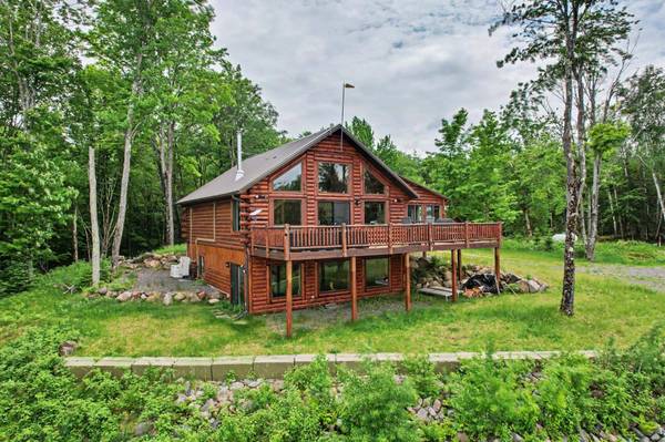 N3704 CISCO LAKE RD E, Watersmeet, MI 49969