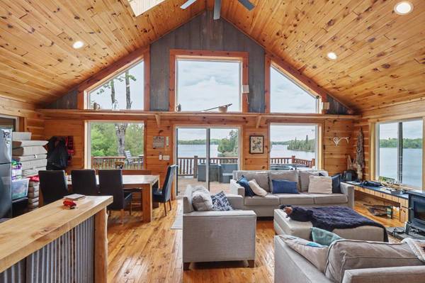 N3704 CISCO LAKE RD E, Watersmeet, MI 49969