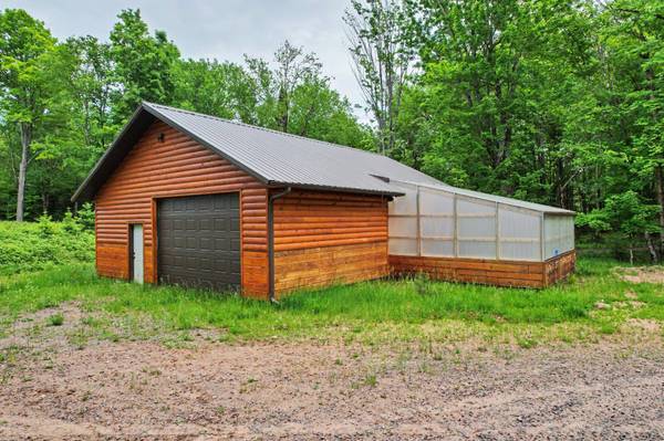 N3704 CISCO LAKE RD E, Watersmeet, MI 49969