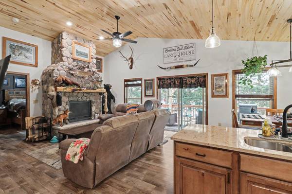 19792 THOUSAND ISLAND LAKE RD, Watersmeet, MI 49969
