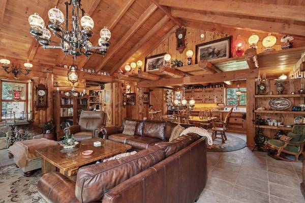 6386 SPRUCE MEADOWS LN, Land O Lakes, WI 54540