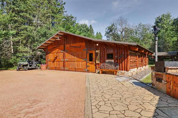 6386 SPRUCE MEADOWS LN, Land O Lakes, WI 54540