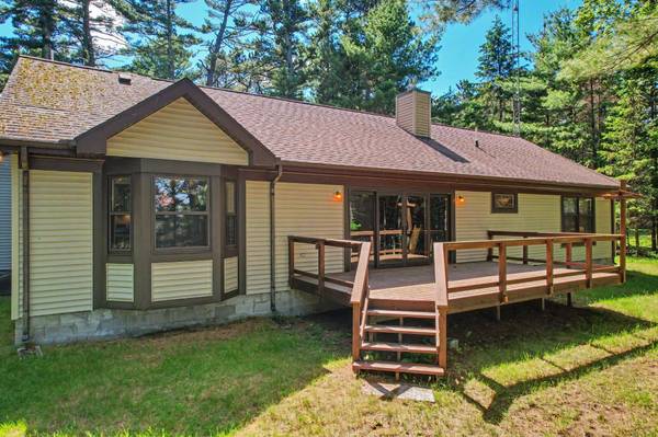 5994 BEAVER TR, Eagle River, WI 54521