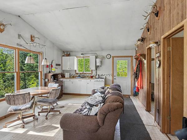6455 HWY 70, Alvin, WI 54521