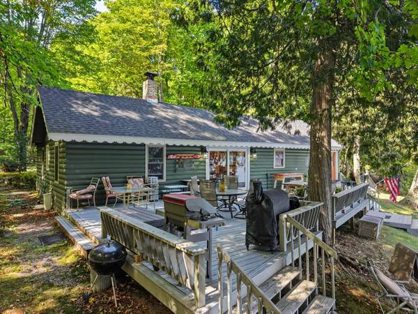 3018 DUCK LAKE RD W, Watersmeet, MI 49969