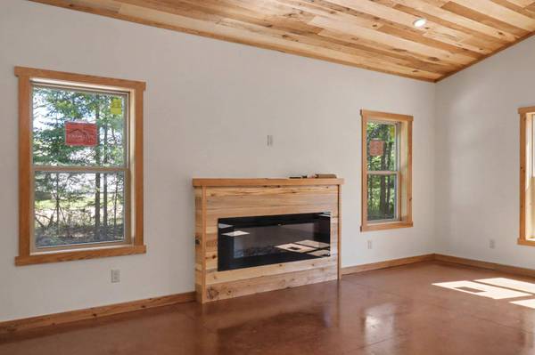 209 SHERBURN ST W, Eagle River, WI 54521