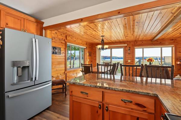 6920 HELEN CREEK RD, Land O Lakes, WI 54540