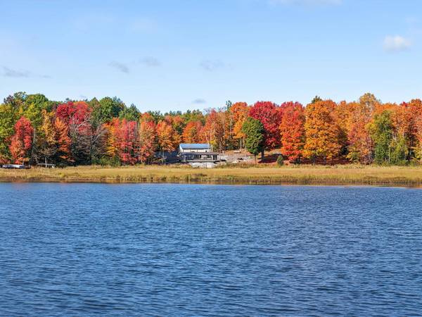 6920 HELEN CREEK RD, Land O Lakes, WI 54540