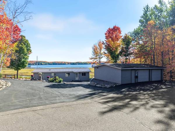 6920 HELEN CREEK RD, Land O Lakes, WI 54540