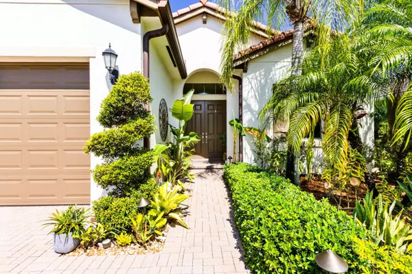 2891 Bellarosa CIR, Royal Palm Beach, FL 33411